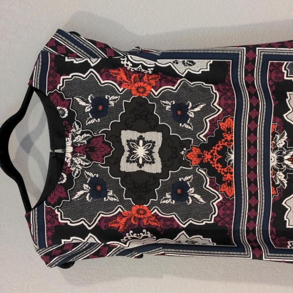 Banana Republic Factory, pattern dress, size 4 - Picture 2 of 11